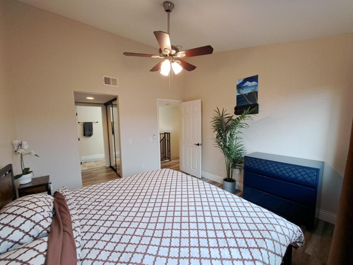 Vacation Floor 2-story Two Bedroom La Jolla Luxury *